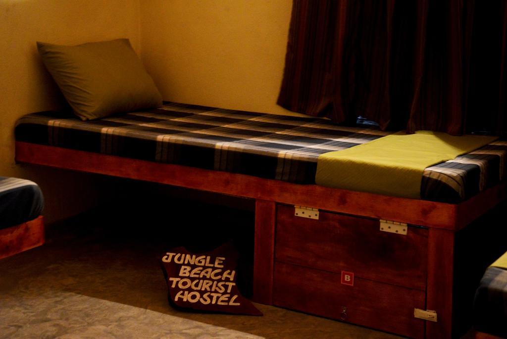Jungle Beach Hostel Unawatuna Eksteriør bilde