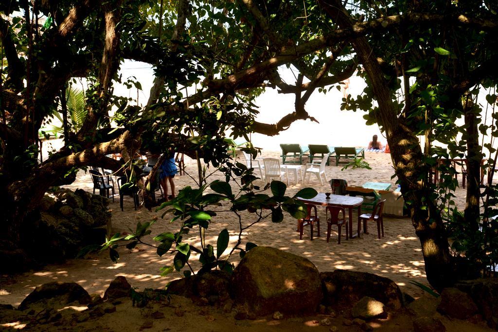 Jungle Beach Hostel Unawatuna Eksteriør bilde