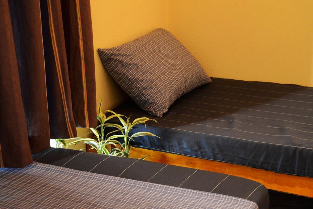 Jungle Beach Hostel Unawatuna Rom bilde